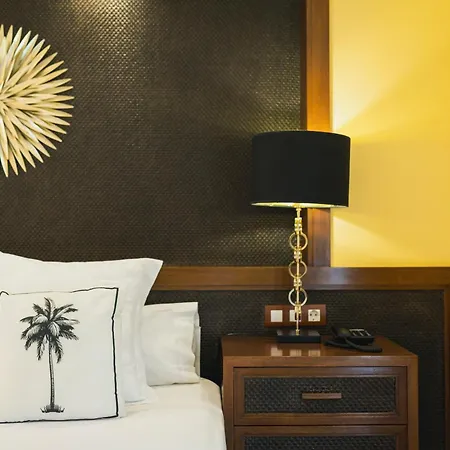Otel Mr Les Rotes 4*