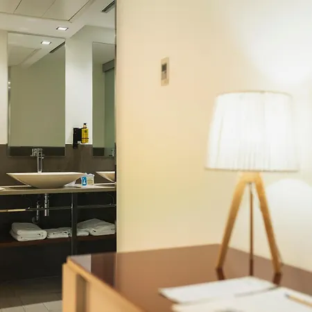 Otel Mr Les Rotes 4*