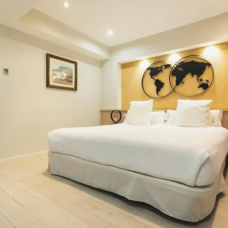 Mr Les Rotes Otel