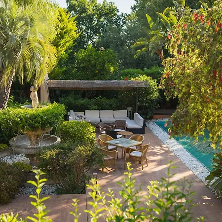 Otel Mr Les Rotes 4*