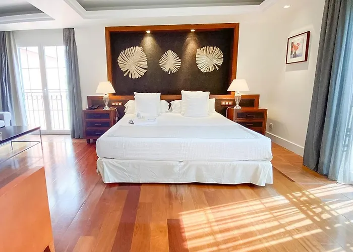 Mr Les Rotes 酒店 德尼亚