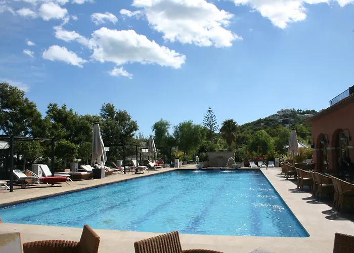 Otel Mr Les Rotes 4*