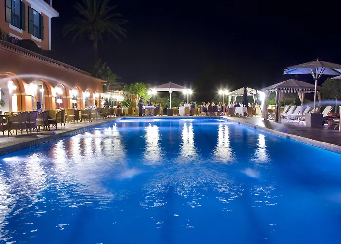 Mr Les Rotes Otel 4*