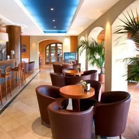 Mr Les Rotes Otel 4*