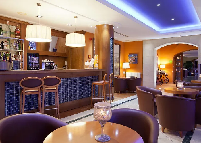 Hotel Mr Les Rotes 4*